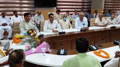 Photo of अहीर रेजीमेंट हमारा हक है और इसे दिलाने में कोई कसर नहीं छोडूंगा- विधायक लक्ष्मण सिंह यादव