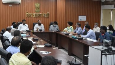 Photo of HSSC Exam : 27 लोकेशन पर बनाएं गए 38 परीक्षा केंद्र, फ्लाइंंग स्कवायड टीमें गठित