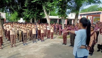 Photo of पॉलीथिन हटाओ अभियान: थैला गर्ल नंदिनी पहुंची छात्रों के बीच